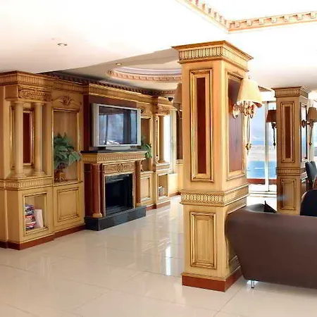 Grand Newport 4*