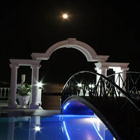 Grand Newport Hotel Gumbet